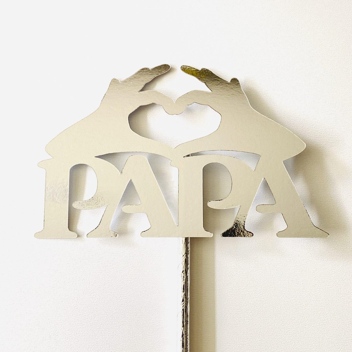 Taarttopper| Vaderdag| Cake topper| Papa| Handjes| Zilver glans|14 cm| karton